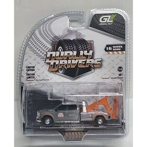 Raw Chase 1/64 2022 Ram 3500 Dually Wrecker Dually Drivers Toy Gift Collectible